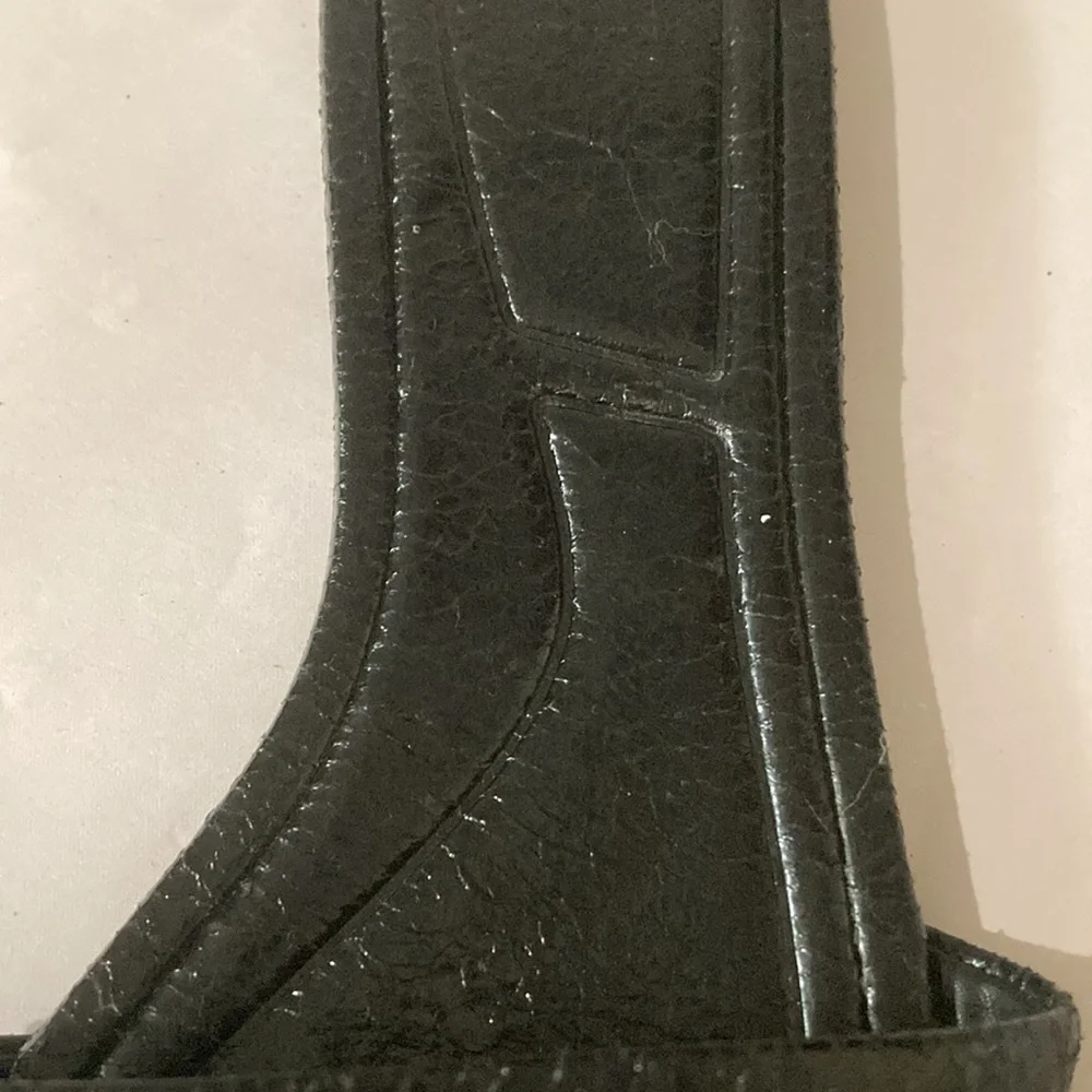 Zara Black Sandals with Silver Hardware - Picture 5 of 9